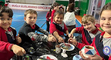 Menteşe'de çocuklar geleneksel oyunlarla geleceğe hazırlanıyor