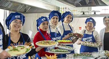 MERCEK'te yeni yıl coşkusu renkli atölyelerle yaşandı