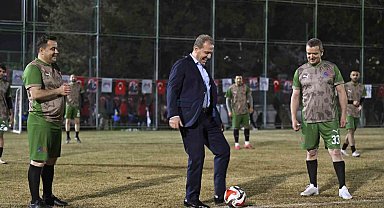 Mersin Büyükşehir Belediyesinin birimler arası futbol turnuvasına start verildi