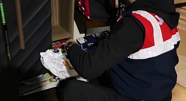 Mersin'de sosyal medya dolandırıcılarına jandarma operasyonu