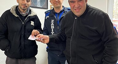 Merzifon'da temizlik personelinden örnek davranış: Bulduğu parayı sahibine teslim etti