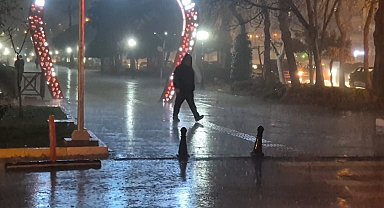 Meteoroloji uyardı, Tekirdağ'da kuvvetli yağış etkili oldu