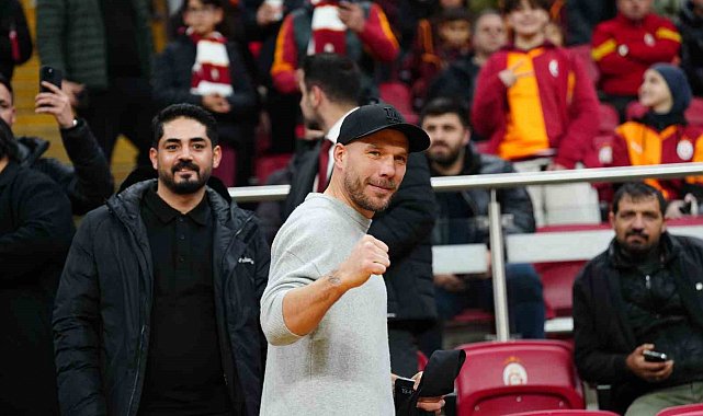 Milan Baros ile Lukas Podolski, RAMS Park'ta