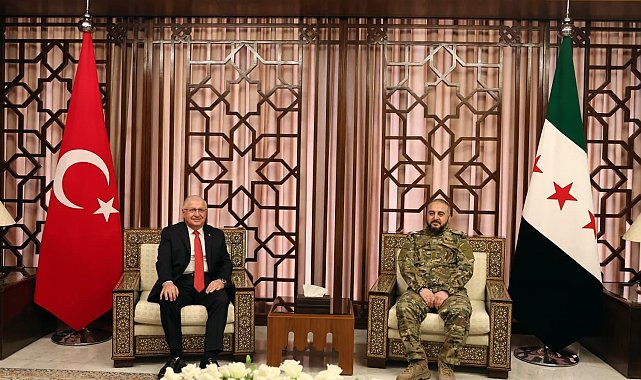 Milli Savunma Bakanı Güler, Suriyeli mevkidaşı Ebu Kasra ile bir araya geldi