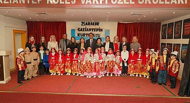 Minik GKV'lilerden "25 Aralık Gaziantep'in Kurtuluşu" töreni