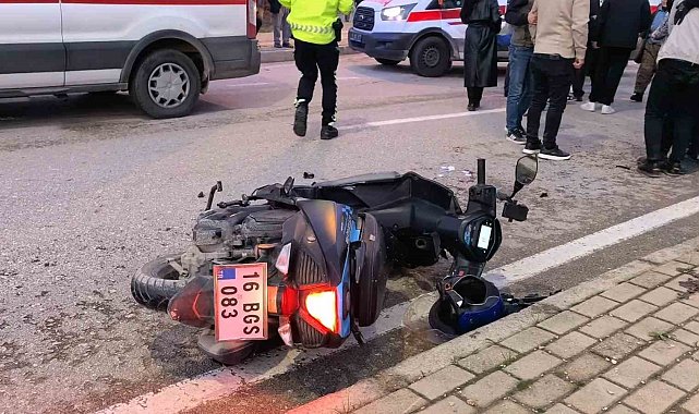 Motosiklet kadına çarptı: 2 yaralı