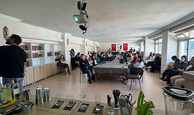 MSKÜ'de turizm sektöründe içecek hazırlanması alanında uygulamalı eğitim