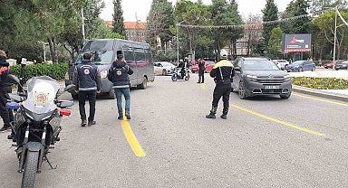 Muğla Cumhuriyet Meydanı'nda geniş kapsamlı trafik denetimi