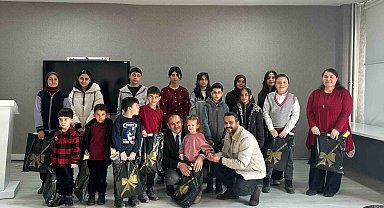 Muradiye'de 2. kitap okuma yarışması ödül töreni düzenlendi