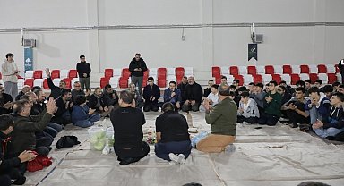 Murat Dağı Gençlik Kampı'nda gece etkinliği