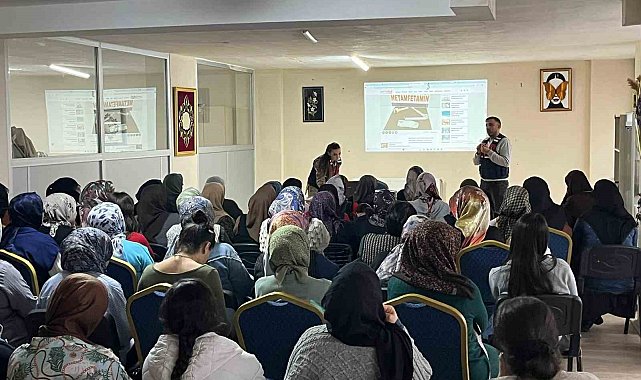Muş'ta annelere uyuşturucuyla mücadele eğitimi