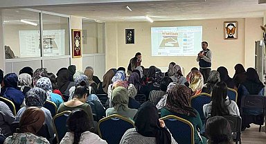 Muş'ta annelere uyuşturucuyla mücadele eğitimi