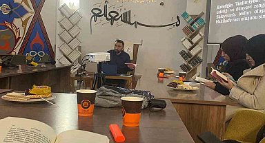 Müslüman Kimliği İnşa Etme Üzerine kitap tahlili gerçekleştirildi