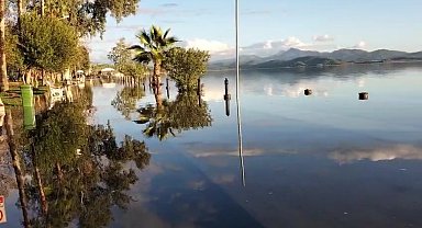 Nam Nam ve Yuvarlak Çayı'nın taşıdığı sular Köyceğiz Gölü'nü taşırdı