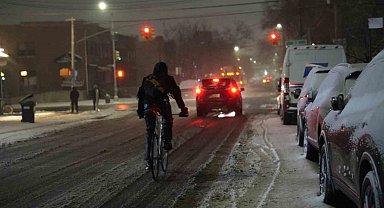 New York ve New Jersey'i kar fırtınası vurdu, acil durum ilan edildi