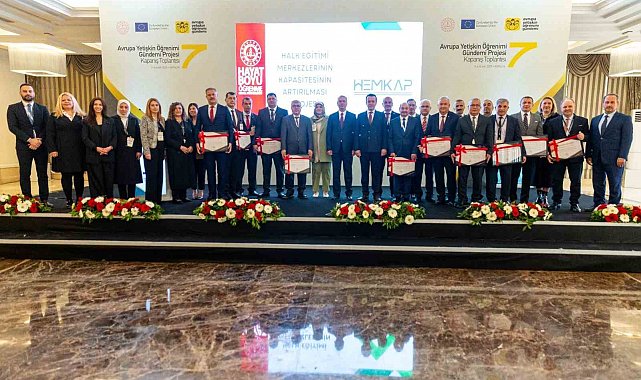 Niğde Halk Eğitimi Merkezi, Türkiye'nin en başarılı 10 kurumu arasında yer aldı