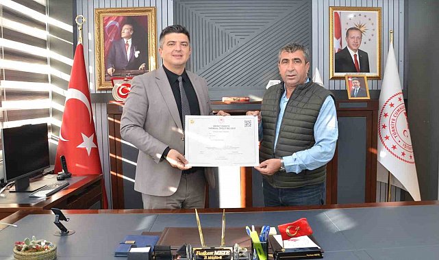 Niğde Süt Üreticileri Birliği'ne 1. Derece Tarımsal Örgüt belgesi