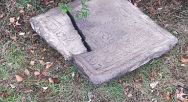 Niksar'da kayıp tarihi Cin Camii kitabesi bulundu