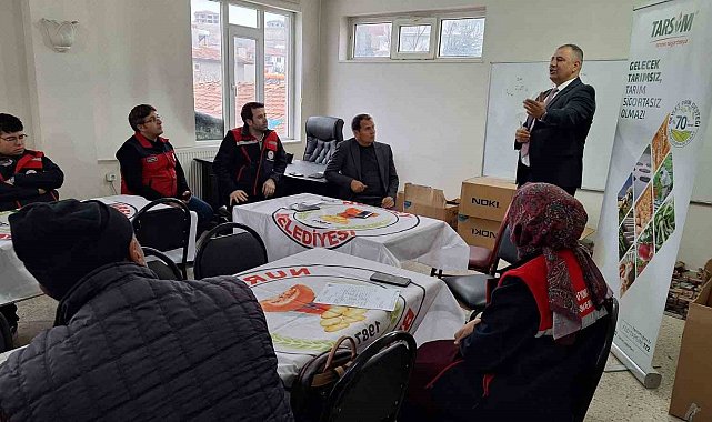 Nuribey'de çiftçilere yönelik bilgilendirme toplantısı