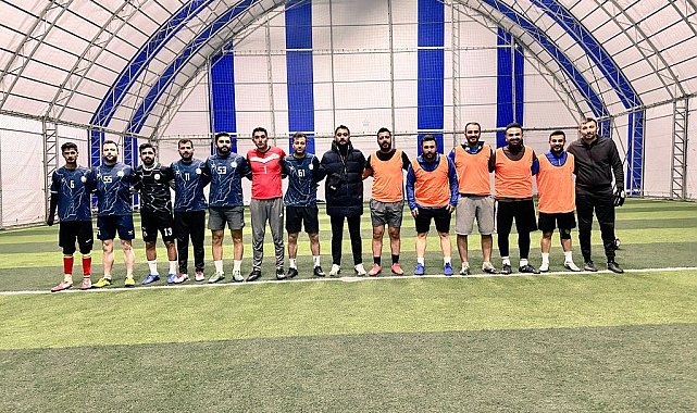 Öğretmenler arası futbol turnuvası başladı