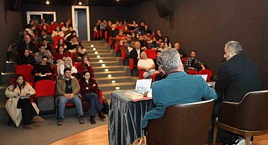 Oğuz Atay, Sakarya'da düzenlenen söyleşide anıldı
