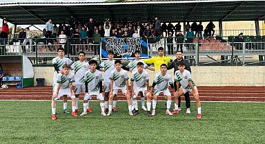 Okul Sporları Gençler Futbol Müsabakaların şampiyonu Mesleki ve Teknik Anadolu Lisesi