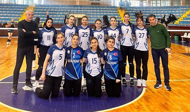 Oltu Anadolu Lisesi voleybolda finalde