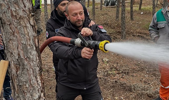 Orman yangınlarıyla mücadele gönüllüsü oldular