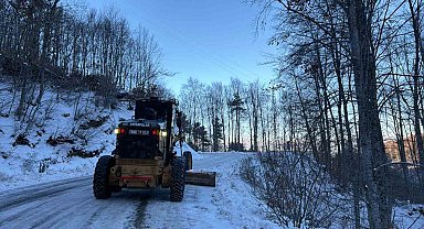Osmangazi'de kar sonrası buzlanmaya karşı seferberlik