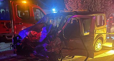 Osmaniye'de otomobil ile hafif ticari araç çarpıştı: 3 ölü, 2 yaralı