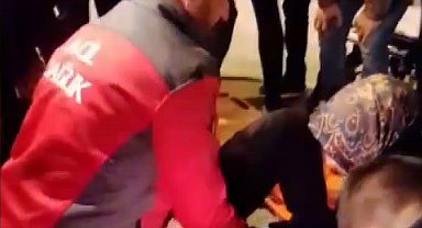 Otomobille çarpışan motosikletin sürücüsü yaralandı