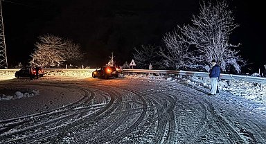 Oylat Kaplıcaları yolu kar nedeniyle kapandı