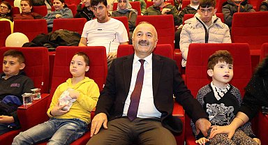 Özel çocukların sinema keyfi