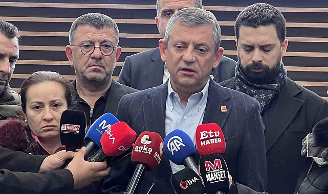 Özgür Özel duygularına hakim olamadı