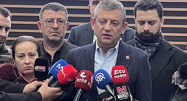 Özgür Özel duygularına hakim olamadı