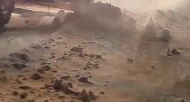 Palandöken geçidinde kar ve tipi nedeniyle mahsur kaldılar