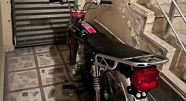 Park halindeki motosiklet çalındı