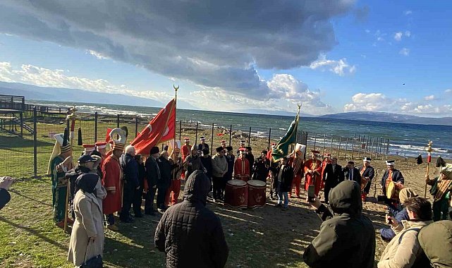 Patrikhane'ye mehterli cevap