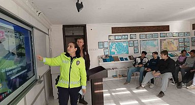 Pehlivanköy'de lise öğrencilerine "Trafik Dedektifleri" eğitimi verildi