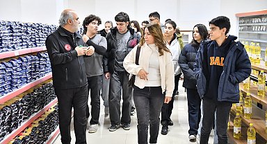 "İyilik Elçisi" Projesi gençlere yardımlaşma ve tarih bilinci aşılıyor