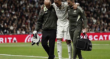 Real Madrid'de Eder Militao, 4 ay sahalardan uzak kalacak