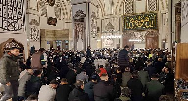 Regaip Kandili'nde Bursalılar Ulu Cami'de buluştu