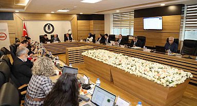 Rektör Hacımüftüoğlu, ÜAK yönetim kurulu toplantısına katıldı