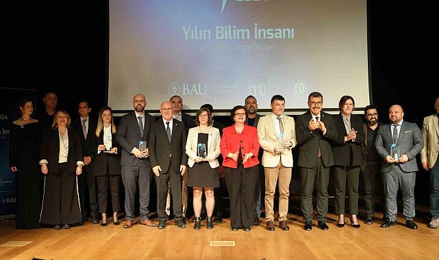 Rektör Savaş, 2024 Genç Bilim İnsanı Ödülleri programına katıldı