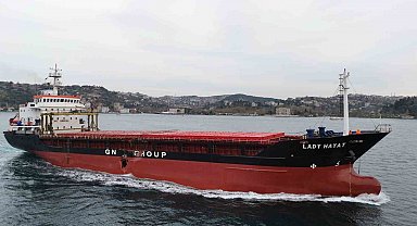 Romanya'da kazaya karışan Türk gemisi İstanbul Boğazı'ndan geçti