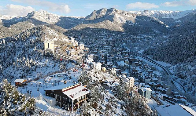 Sakin Şehir Şavşat'tan kartpostallık kış manzaraları