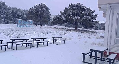 Salda'ya mevsimin ilk karı yağdı