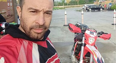 Şampiyon motosikletçi Özgür Çapacı, trafik kazasında hayatını kaybetti