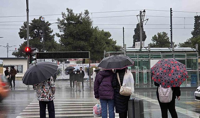Samsun'da kuvvetli yağış: Metrekareye 27 kilo yağış düştü