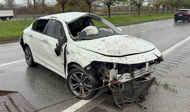 Samsun'da otomobil takla attı: 3 yaralı